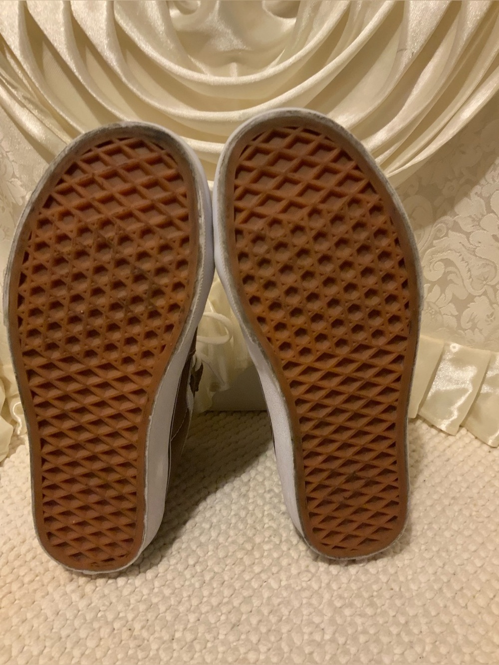 VANS - Picture 9 of 11